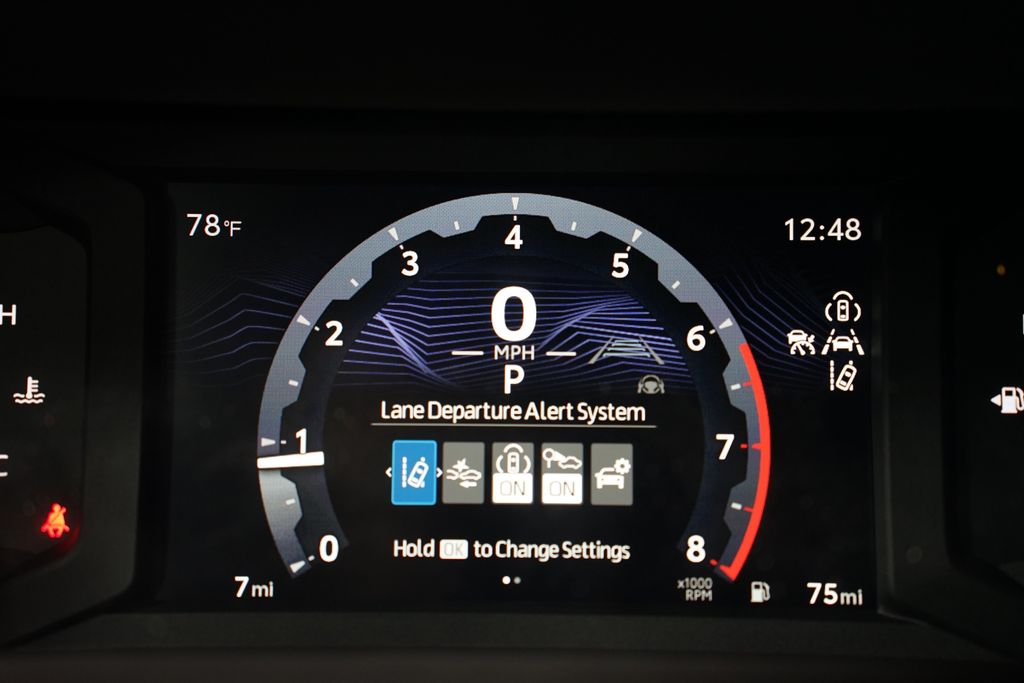 2025 Toyota Tacoma SR 16