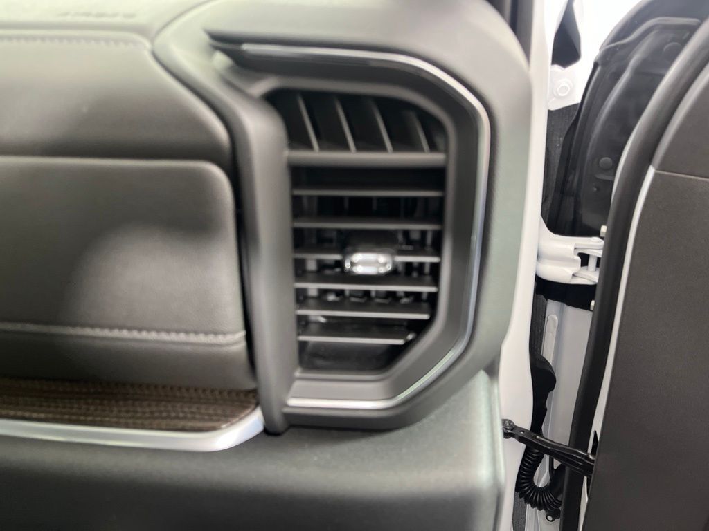 Thumbnail: 2026 Chevrolet Silverado 1500 - 12