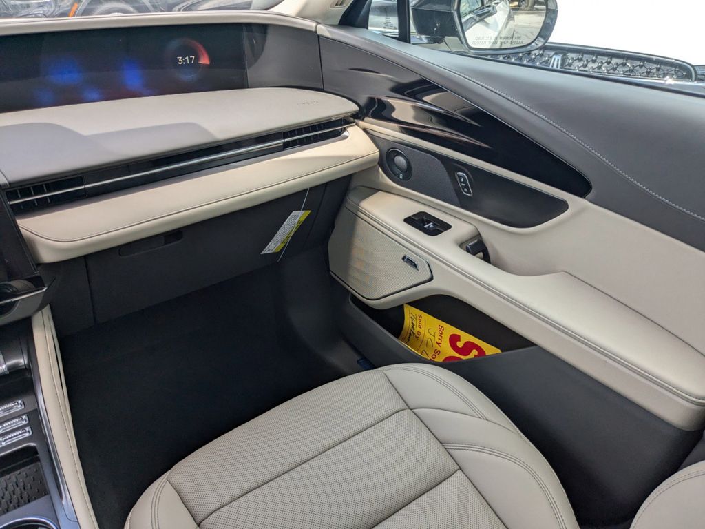 2025 Lincoln Nautilus Hybrid Premiere