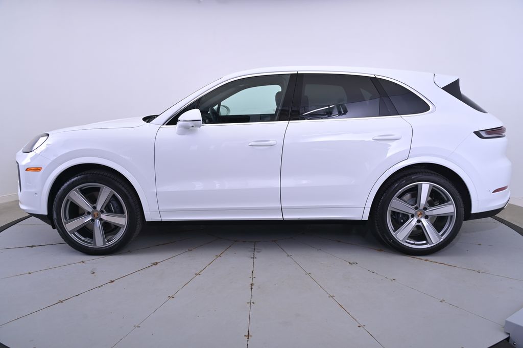 Thumbnail: 2025 Porsche Cayenne - 2