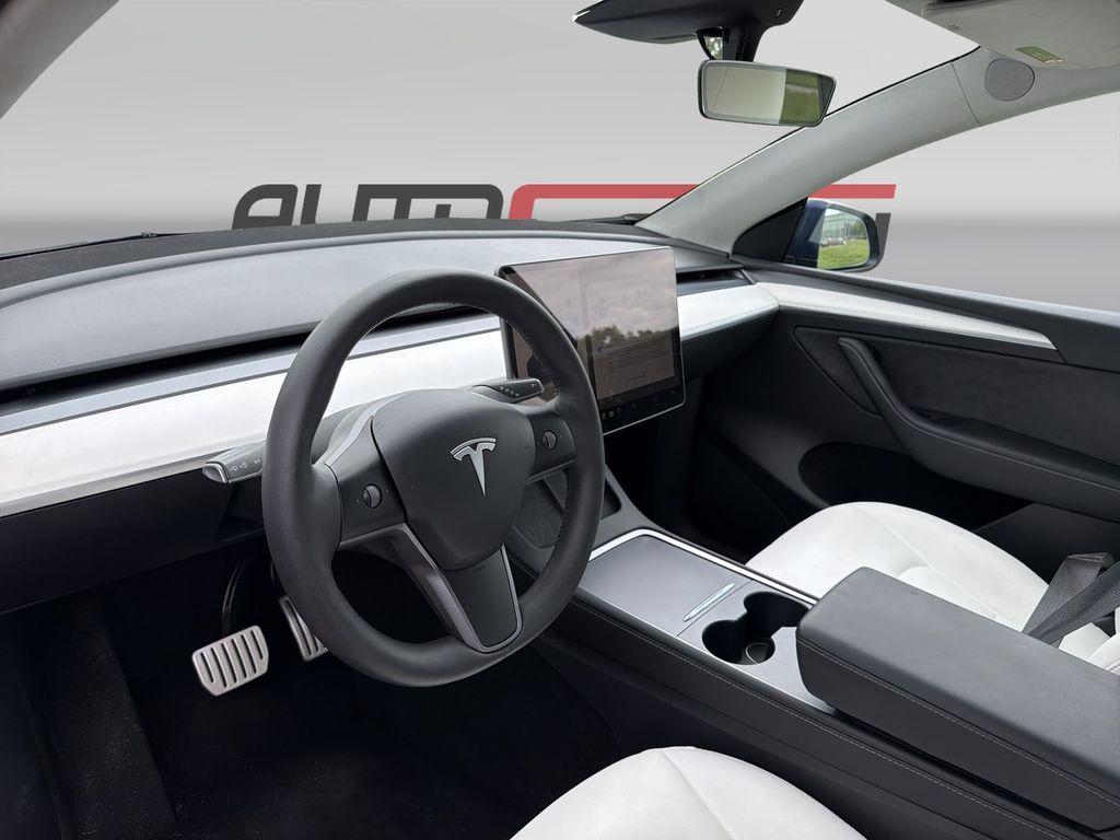 Used 2022 Blue Tesla Performance image 10