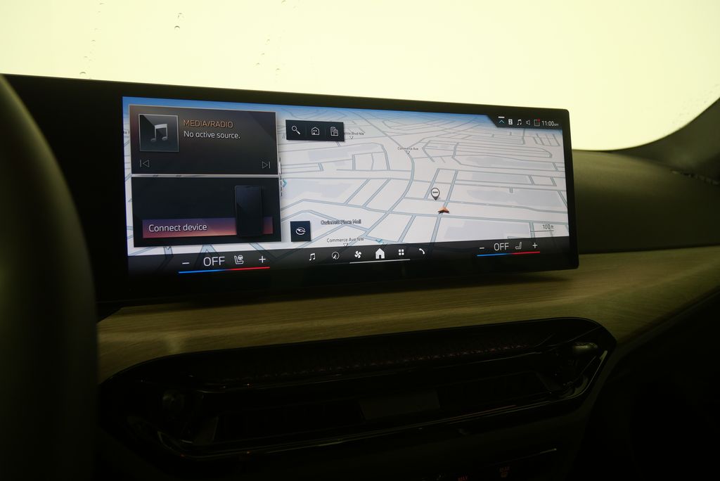 Thumbnail: 2025 BMW 3 Series - 22