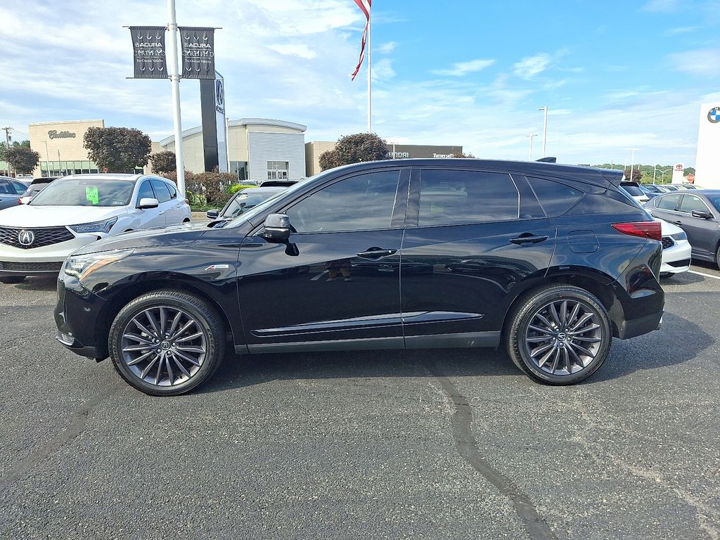 Thumbnail: 2023 Acura RDX - 7