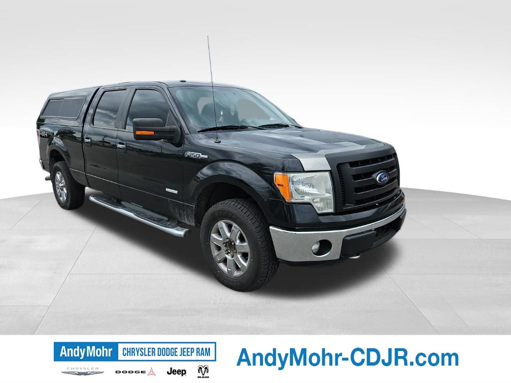 Tuxedo Black Metallic 2014 Ford F-150 Pickup Truck Four-Wheel Drive 6-Speed Automatic
