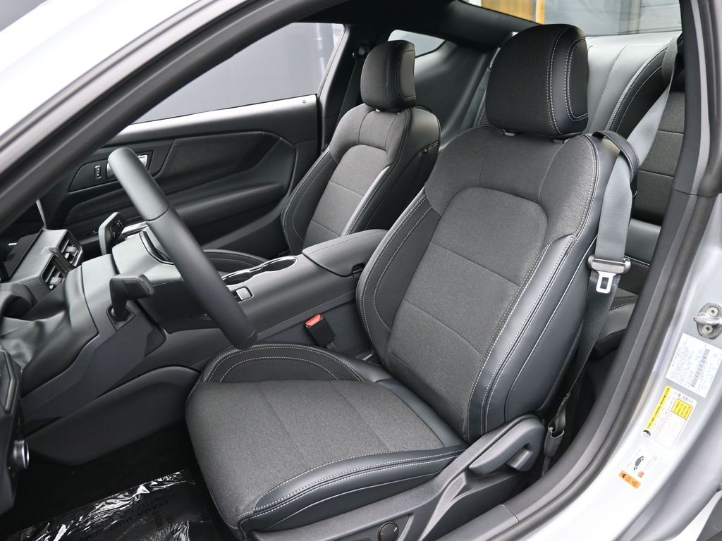 2025 Ford Mustang GT Fastback
