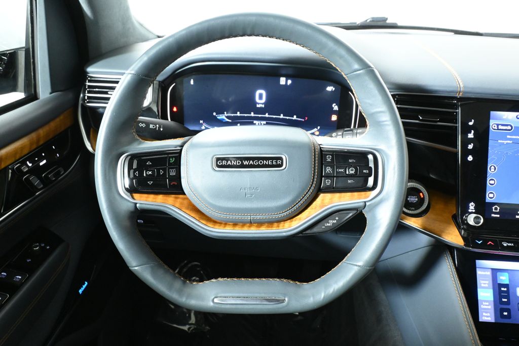Thumbnail: 2022 Jeep Grand Wagoneer - 18