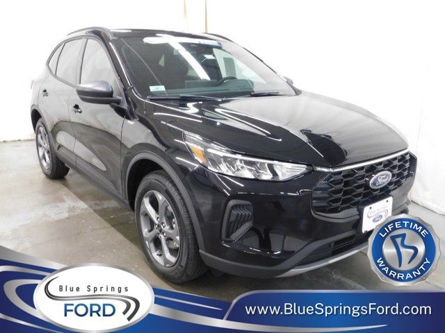 Agate Black Metallic 2026 Ford Escape SUV / Crossover All-Wheel Drive 8-Speed Automatic