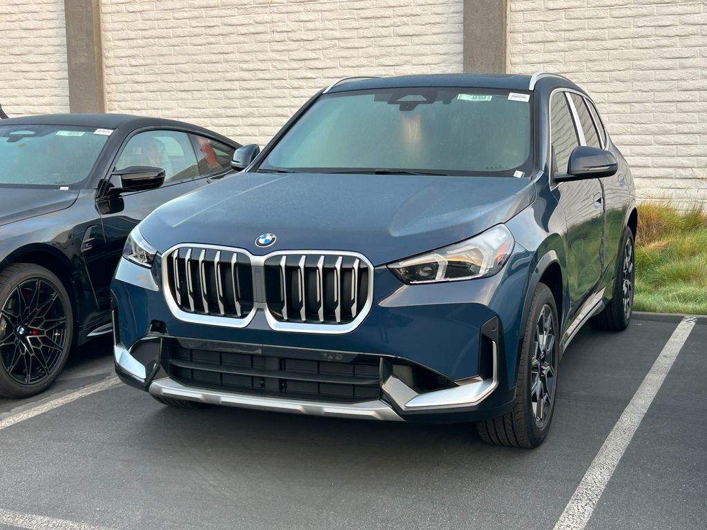 Thumbnail: 2026 BMW X1 - 2