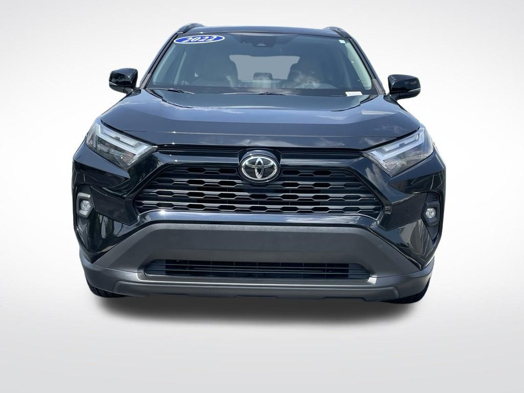 Thumbnail: 2022 Toyota RAV4 - 9