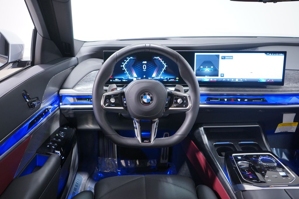 Thumbnail: 2025 BMW 7 Series - 11