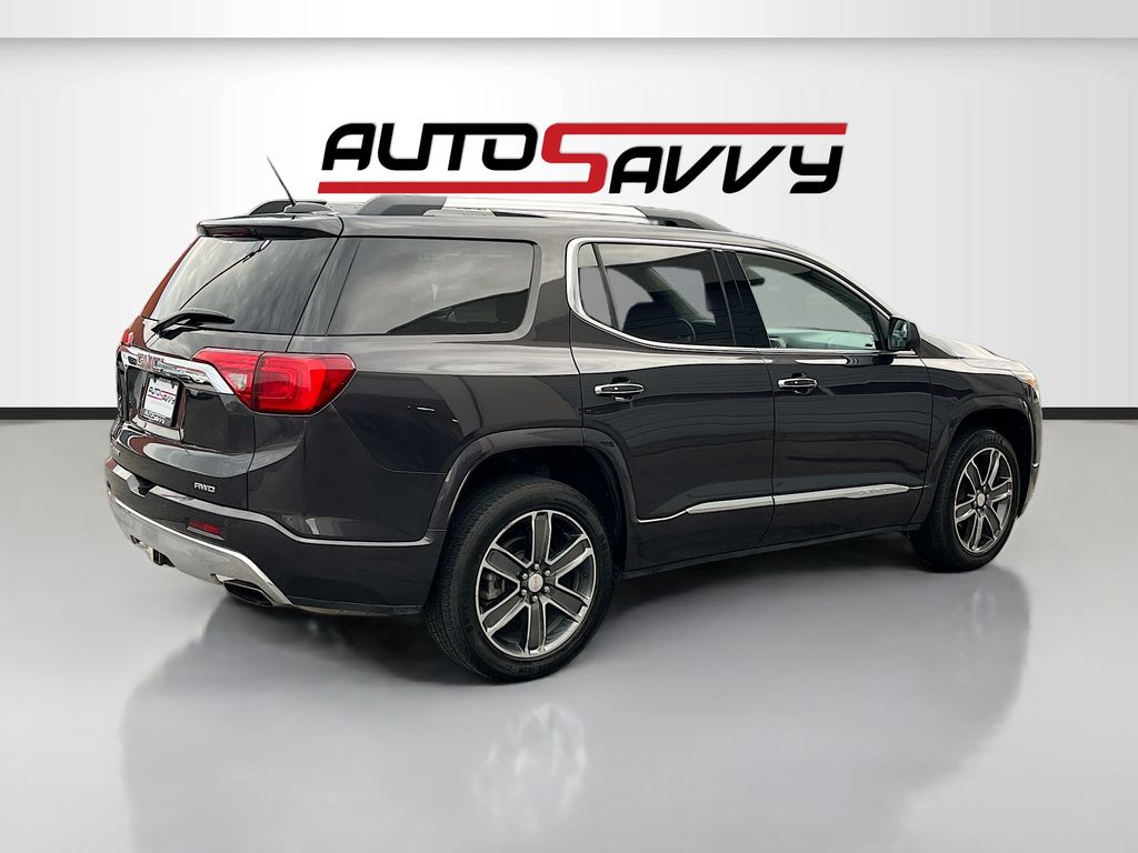 Used 2019 Silver GMC Denali image 7