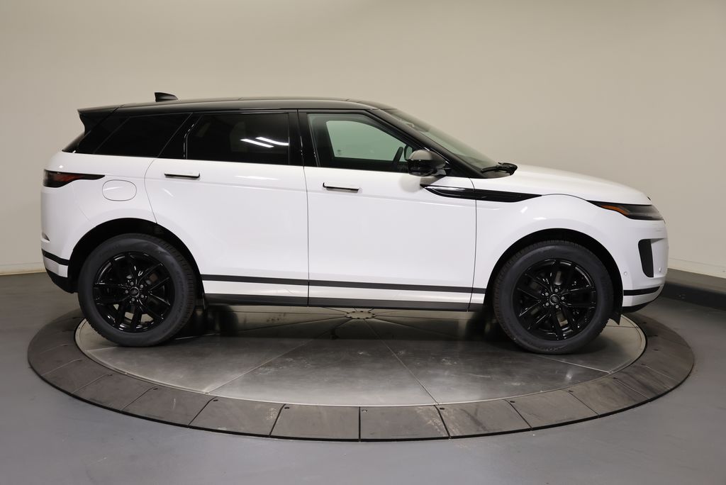 Thumbnail: 2026 Land Rover Range Rover Evoque - 6