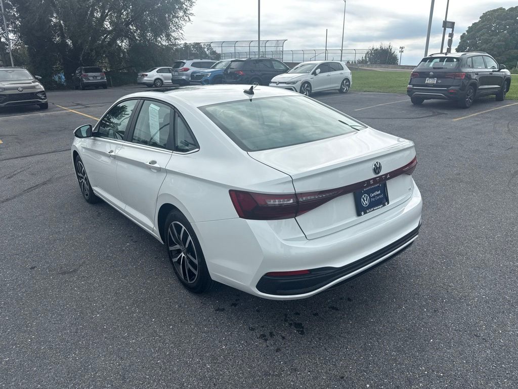 2026 Volkswagen Jetta 1.5T SE White at Sutliff Volkswagen