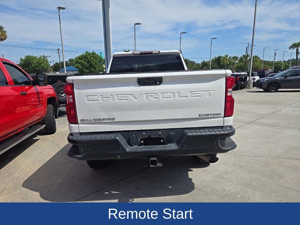 2024 Chevrolet Silverado 2500HD Custom