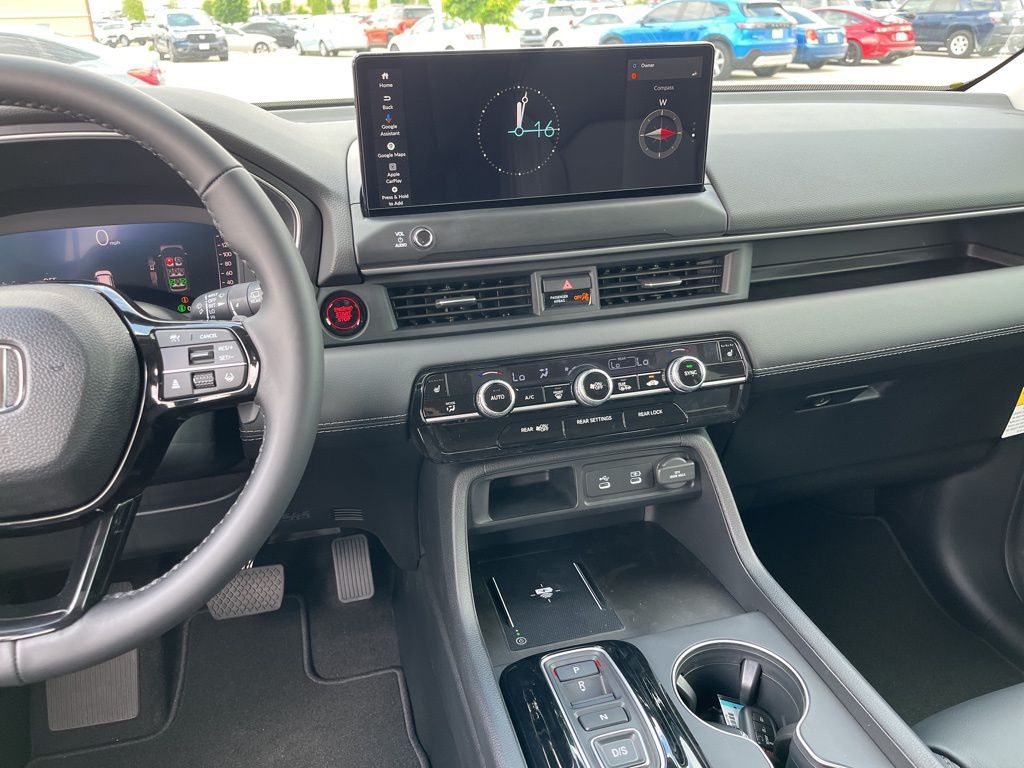 Thumbnail: 2026 Honda Pilot - 10