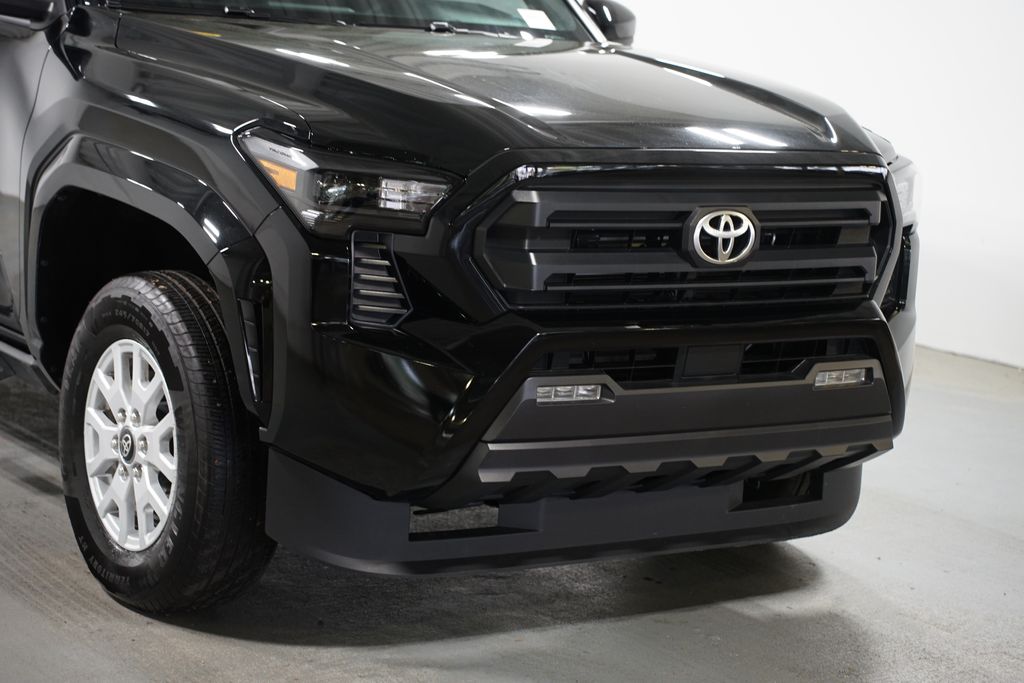 Thumbnail: 2025 Toyota Tacoma - 4