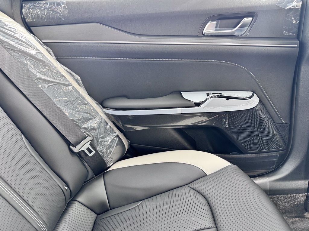 New 2026 Kia K5 Sedan