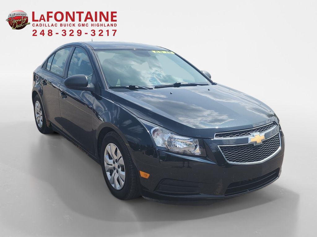 2014 Chevrolet Cruze LS 3