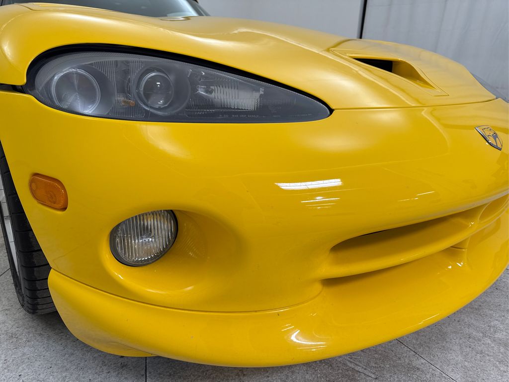 2002 Dodge Viper R/T10 - Photo 20