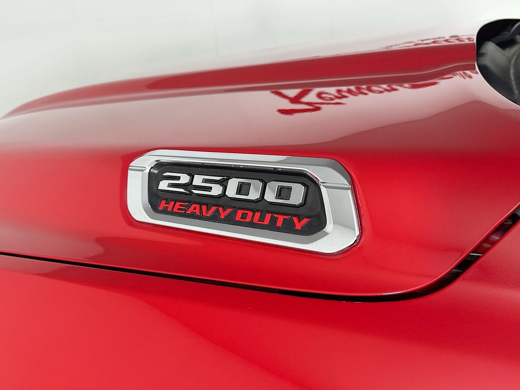 Used 2020 Red Ram Laramie image 29