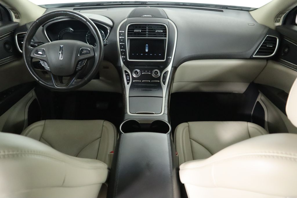 2016 Lincoln MKX Reserve 13