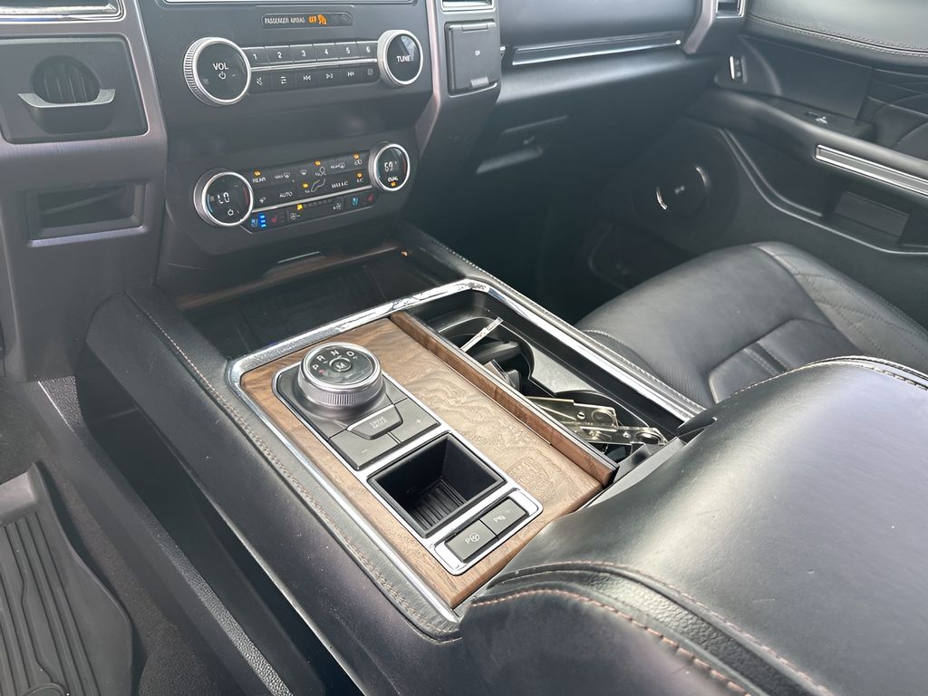 Used Car 2021 Ford Expedition  Platinum For Sale Under $40,000 In Austin, Texas