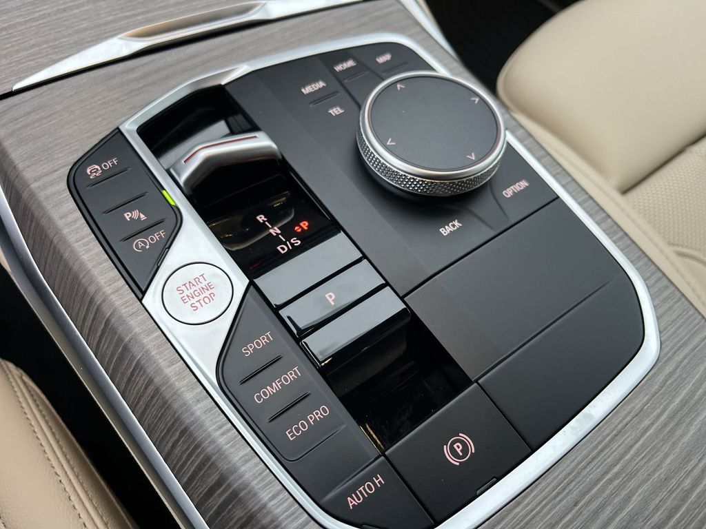 Thumbnail: 2025 BMW 3 Series - 20