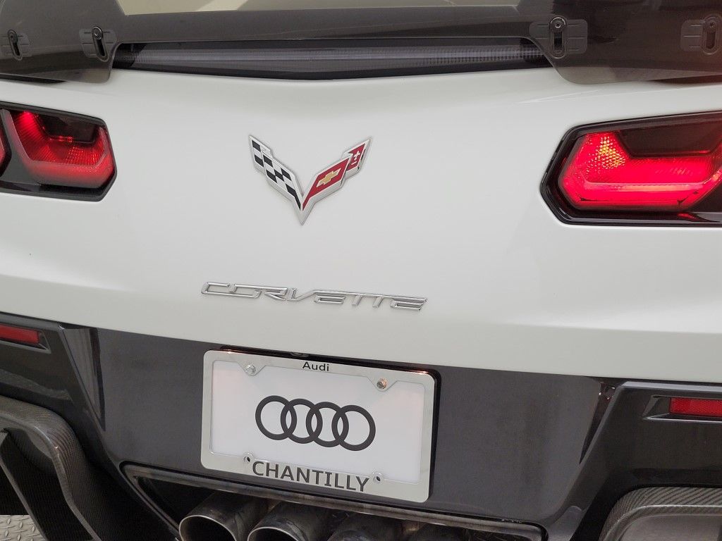 Thumbnail: 2019 Chevrolet Corvette - 12