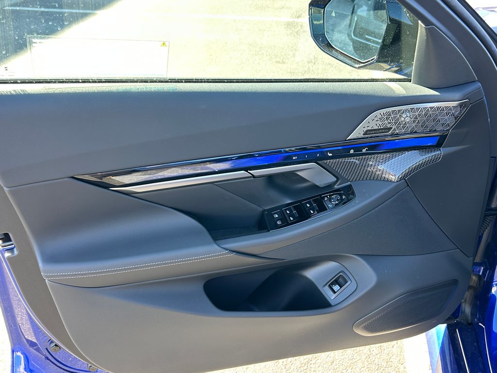 2026 BMW M5 Base 11