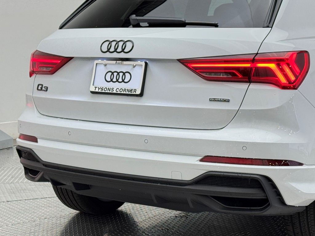 2025 Audi Q3  13