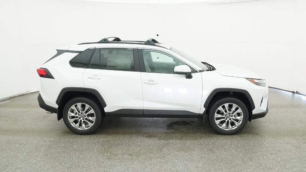 Thumbnail: 2025 Toyota RAV4 - 19