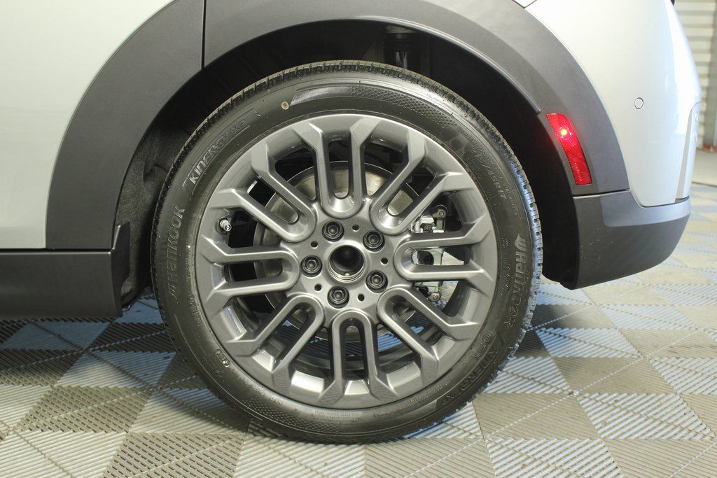 Thumbnail: 2025 MINI Cooper Hardtop - 10