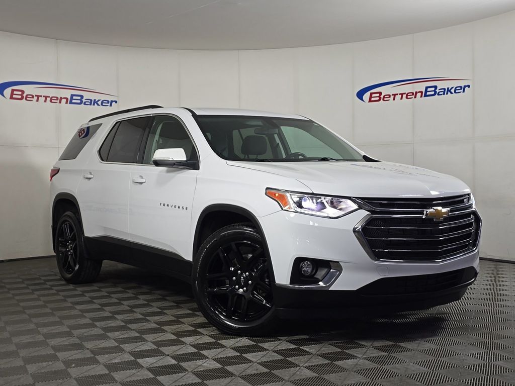 2021 Chevrolet Traverse LT 36