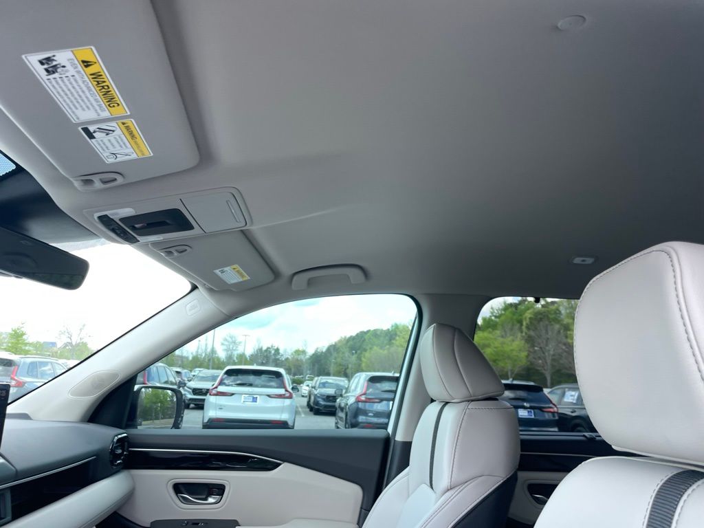 Thumbnail: 2026 Honda Pilot - 29