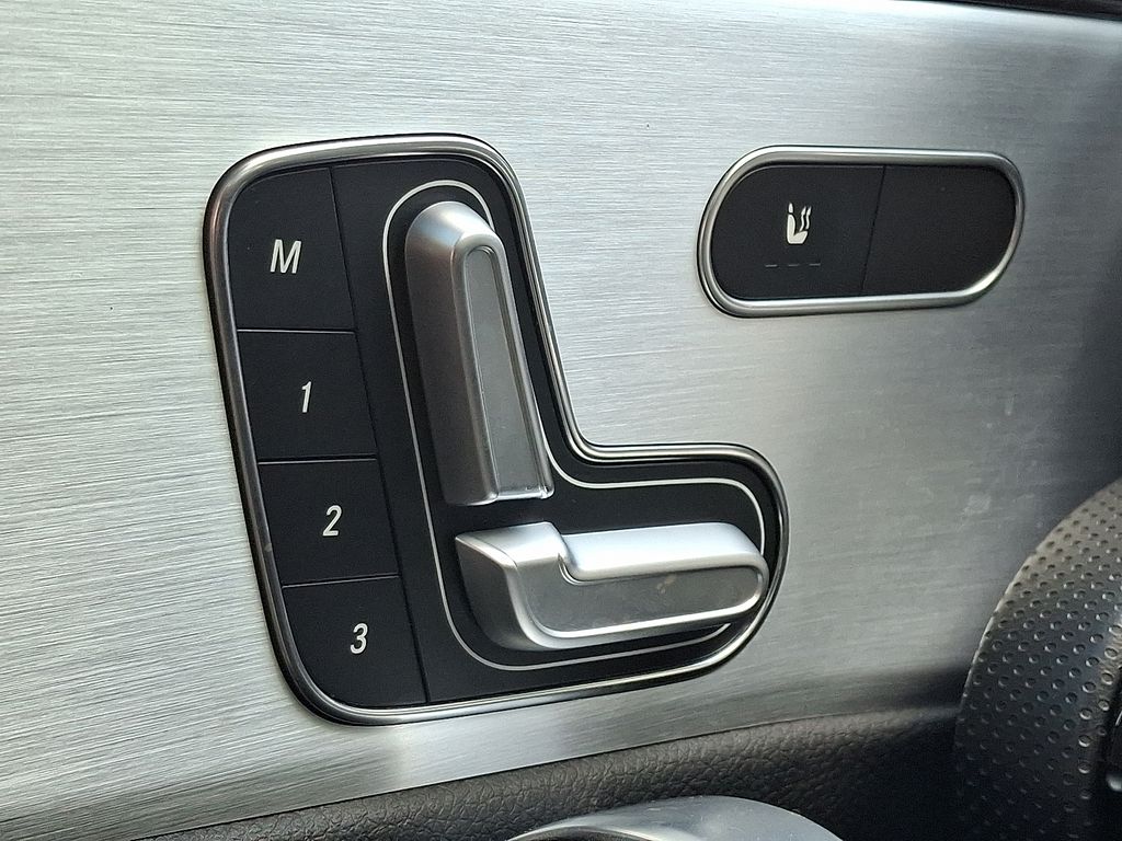 Thumbnail: 2019 Mercedes-Benz A-Class - 24