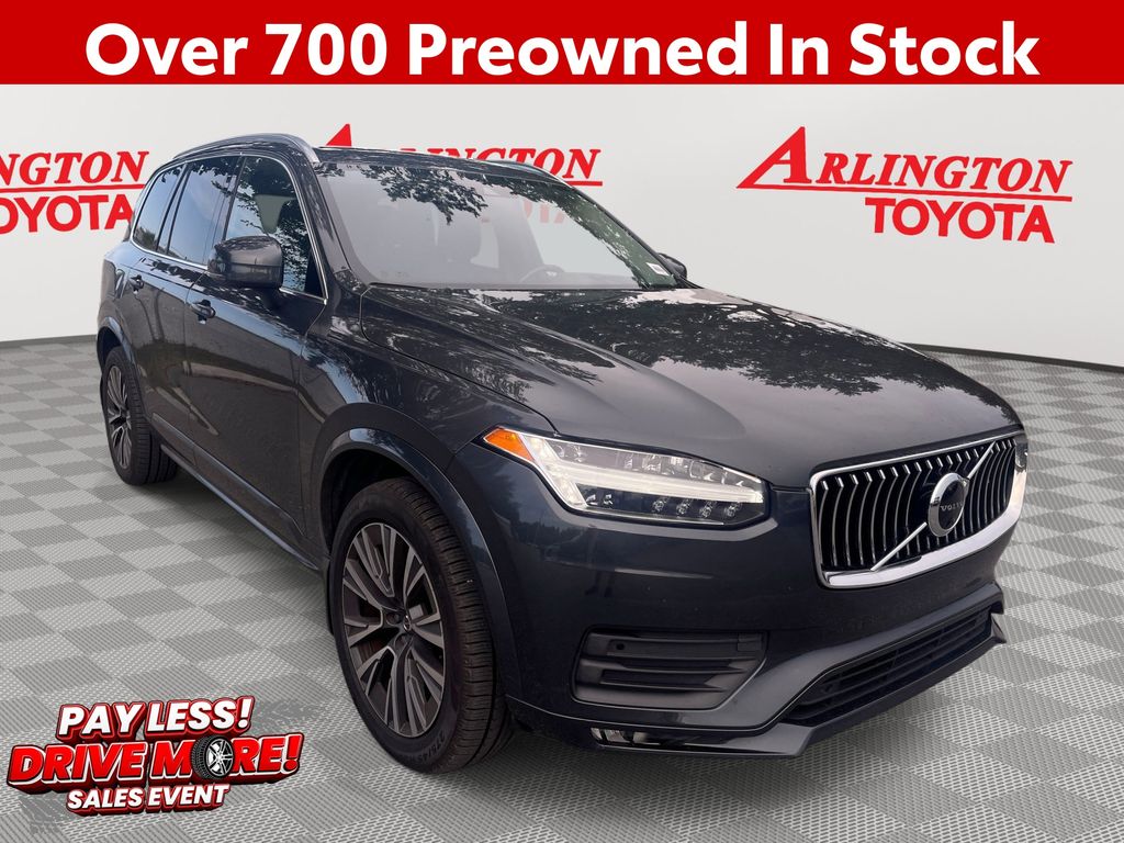 2022 Volvo XC90 T5 Momentum AWD