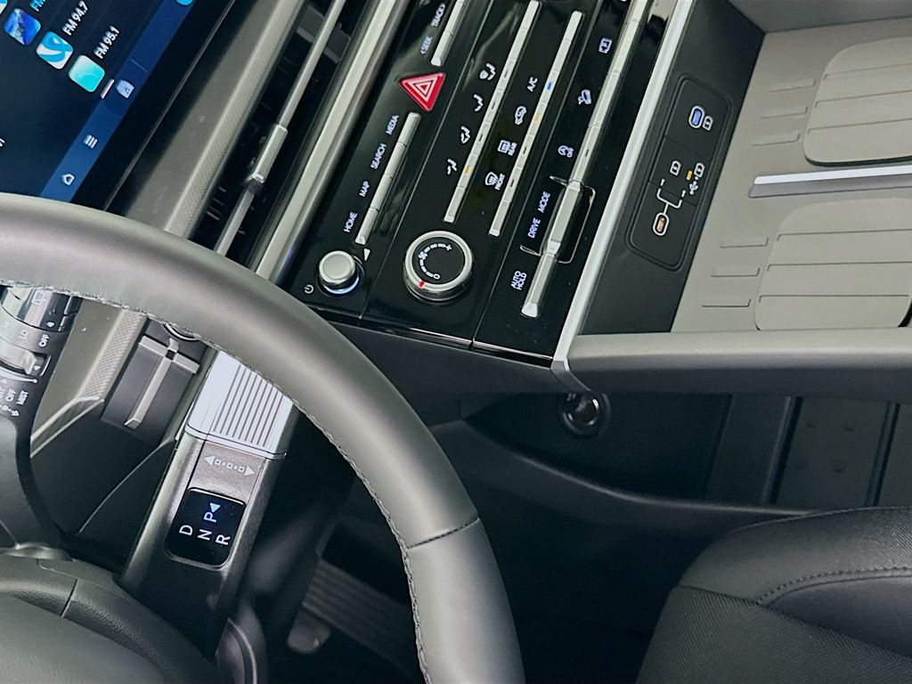 Thumbnail: 2026 Hyundai Santa Fe - 14