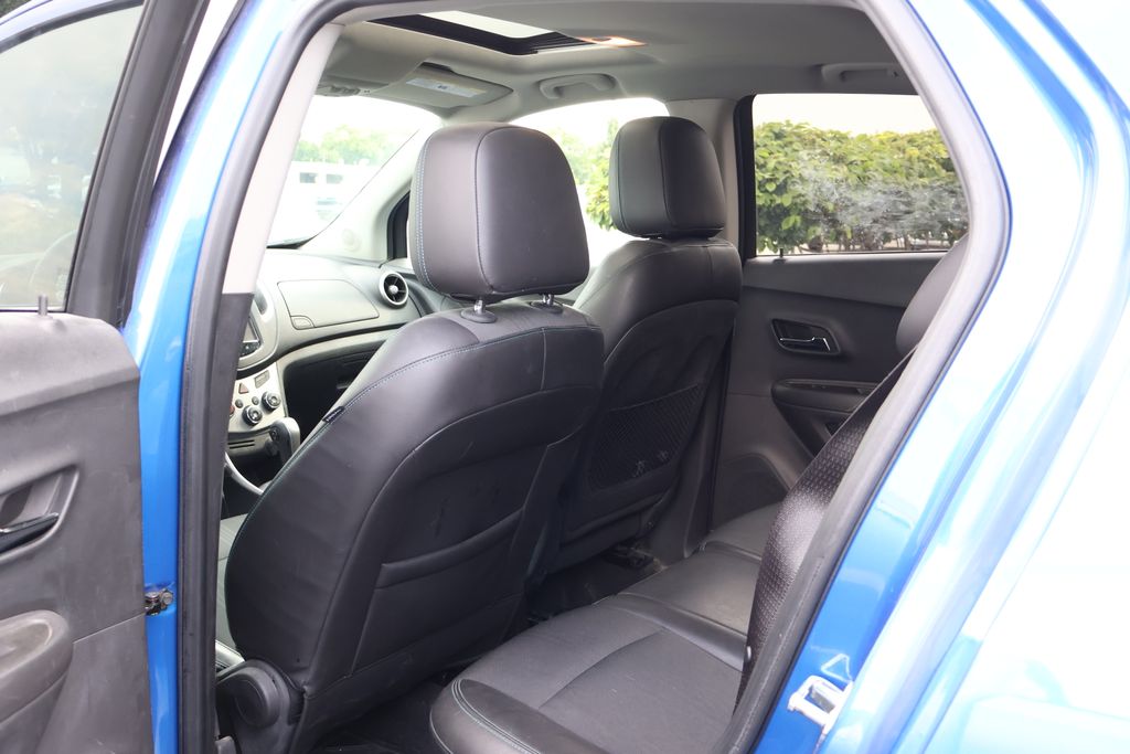 Thumbnail: 2015 Chevrolet Trax - 29