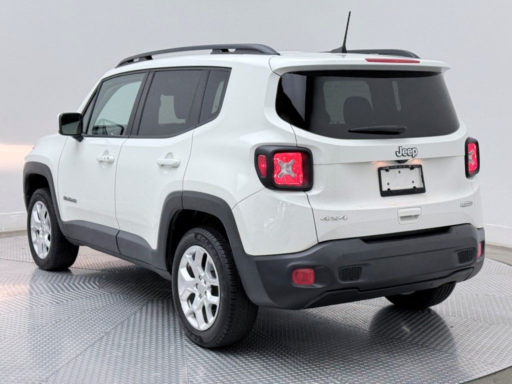 Thumbnail: 2018 Jeep Renegade - 11