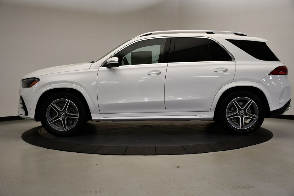 Thumbnail: 2026 Mercedes-Benz GLE - 2