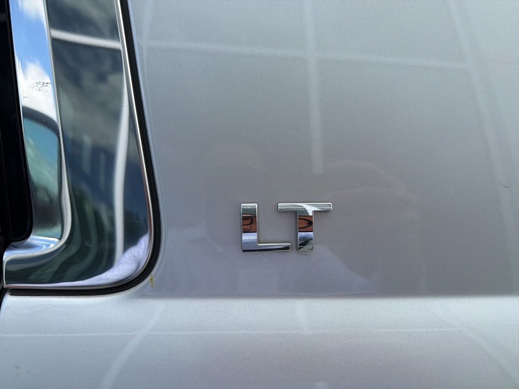 2020 Chevrolet Suburban LT Silver at Bayway Cadillac of The Woodlands