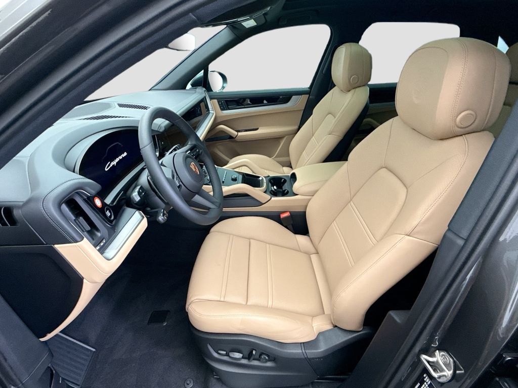 Thumbnail: 2026 Porsche Cayenne - 5