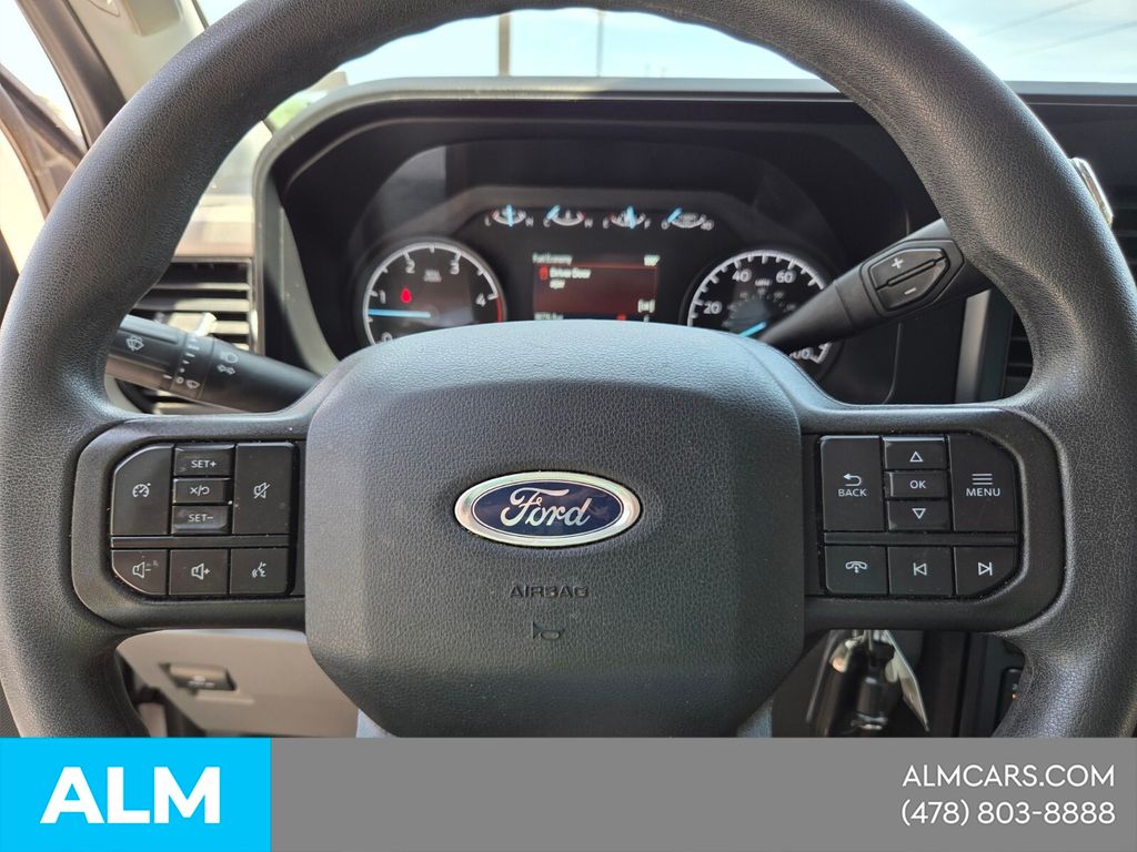 Used 2025 White Ford XLT image 22