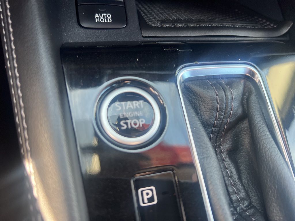 2022 Nissan Kicks SV photo