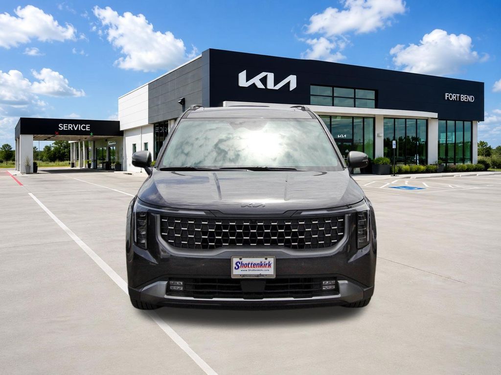 New 2026 Kia Carnival MPV Van