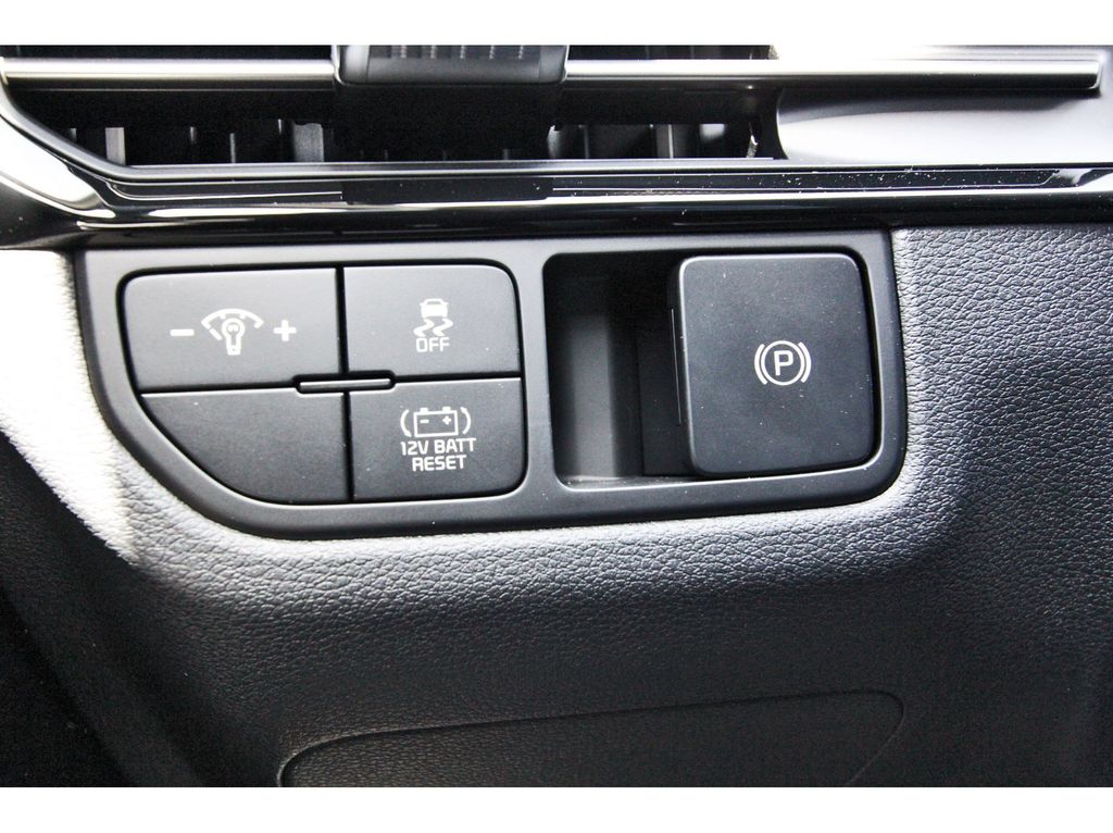 New 2027 Kia Sportage Hybrid SUV