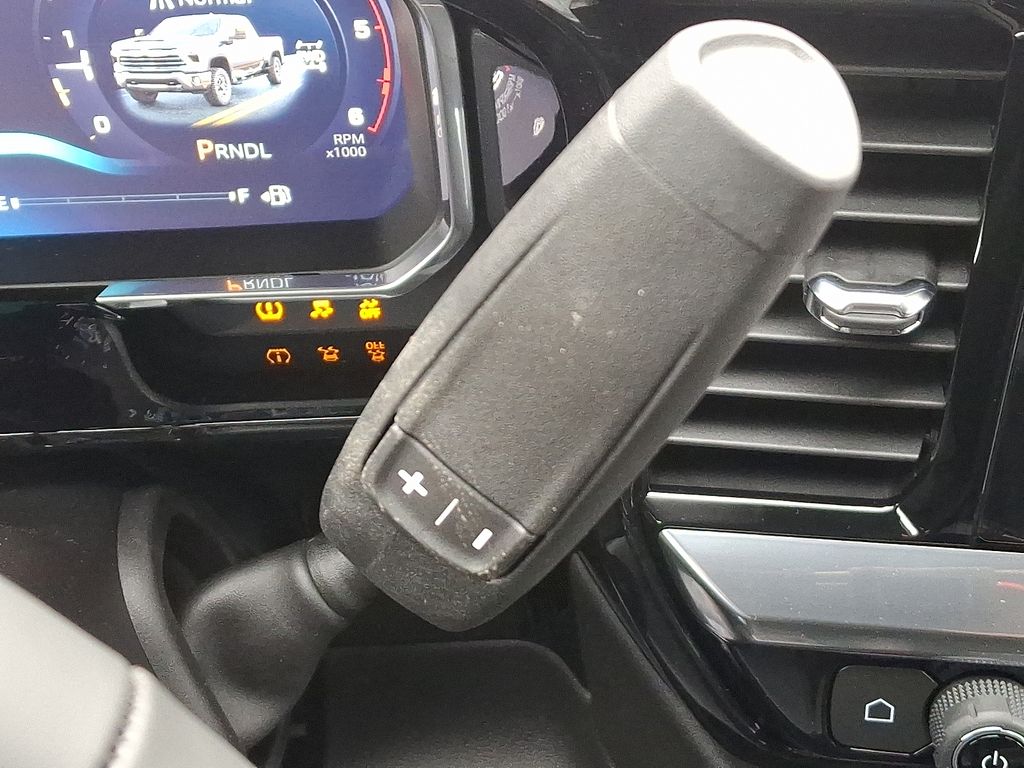 Thumbnail: 2026 Chevrolet Silverado 2500 - 7