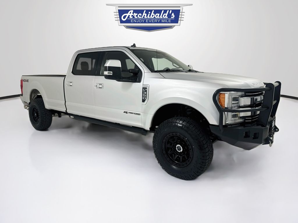 2019 Ford F-350 Super Duty Lariat Crew Cab 4WD