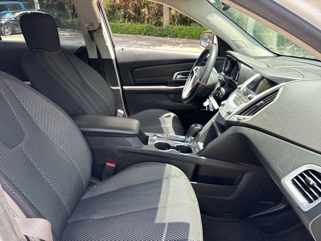 Used 2016 White GMC SLE-2 image 26