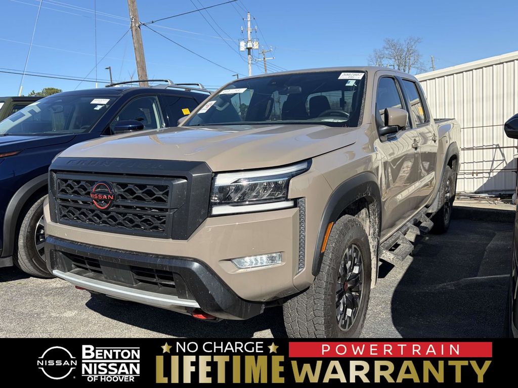 2024 Nissan Frontier PRO-4X Crew Cab 4WD